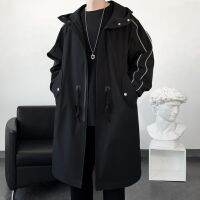 1 2022เสื้อกันลมผู้ชายแจ็คเก็ตยาว Trench Oversize หลวม Streetwear Hooded Vintage เสื้อสีดำ High Street Casual ชาย Outerwear