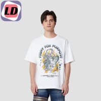 LD DAVIE JONES เสื้อยืดโอเวอร์ไซส์ พิมพ์ลาย สีขาว Graphic Print Oversized T-Shirt in white WA0088WH