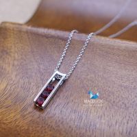 Madduckjewels จี้พลอยแท้โกเมน (Garnet)   ตัวเรือนเงินแท้ ชุบโรเดียม PD2102GN