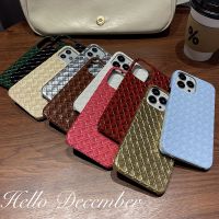 3D ทอผ้า PU สไตล์คลาสสิกหรูหราแบรนด์หรู,เคสหนังแก้วเคสโทรศัพท์แข็งสำหรับ Iphone 14 13 7 8 Plus X 12 XR MAX 11 Pro SE MiNi 6