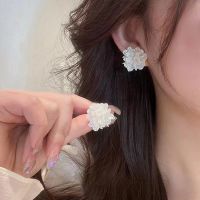 ¤۞ Spring Summer New White Camellia Flowers Stud Earrings 925 Silver Needle Temperament Girl Contracted Fashion Earrings Lovely Earrings