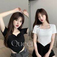 Gueen?พร้อมส่ง?เสื้อครอป แขนสั้นผู้หญิง คอเหลี่ยม ทรงสามเหลี่ยมด้านหน้า (943)