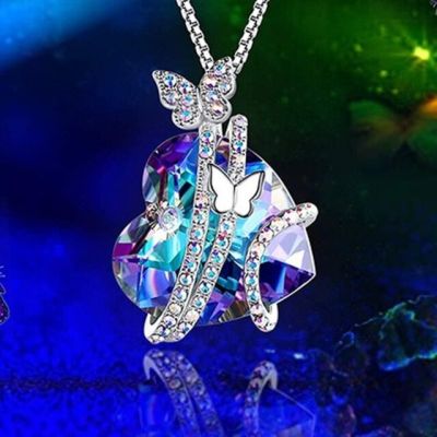 JDY6H Fashion Love Butterfly Necklace Exquisite Ladies Girl Heart Pendant Valentine Day Mother Day Anniversary Gift Jewelry