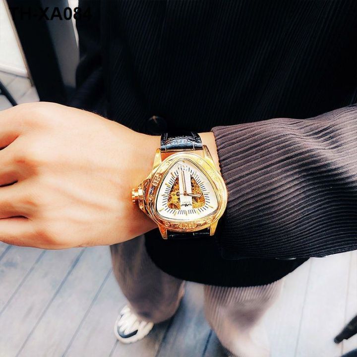 นาฬิกาจักรกลอัตโนมัตินักเรียนชายนาฬิกามัลติฟังก์ชั่นเรืองแสงหน้าปัดขนาดใหญ่ของผู้ชายรักนาฬิกาจักรกล