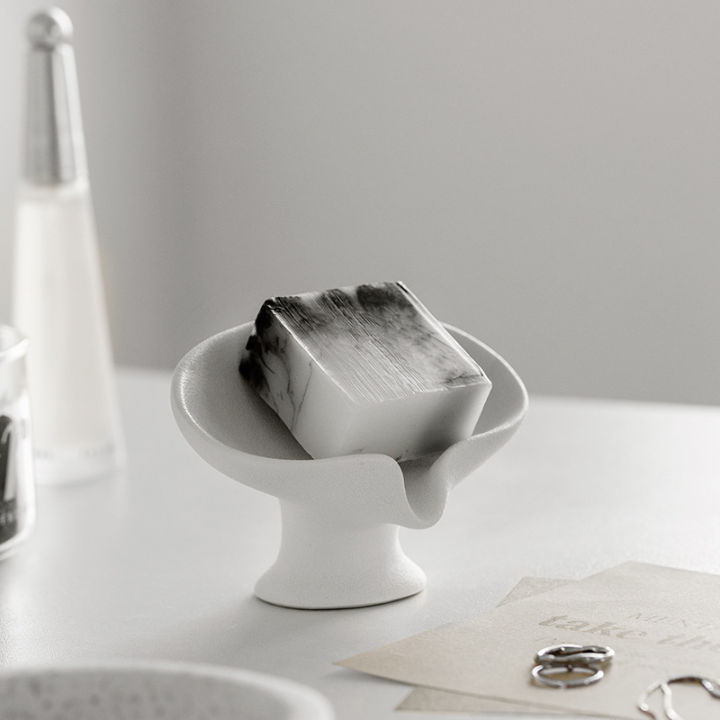 japanese-style-ceramics-leaf-shape-soap-box-drain-soap-holder-box-bathroom-shower-soap-holder-tray-creative-home-decoration