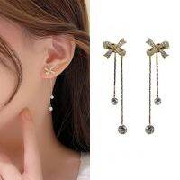 Fashion earrings ต่างหูเงินแท้925 เวอร์ชั่นเกาหลีแฟชั่น Style รูปแบบใหม่ (สินค้าพร้อมจัดส่ง)