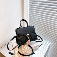 ❇■♘ Temperament commuter fashion simple sense handbagthe fall and winter of 2022 the new little single shoulder inclined shoulderhandbag