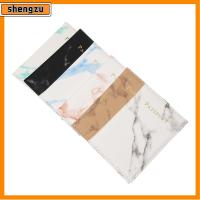 SHENGZU Unisex แฟชั่นใหม่ ผู้ถือบัตรเครดิต ลายหินอ่อน กันน้ำ ปกหนังสือเดินทาง ตัวป้องกันกระเป๋า ผู้ถือหนังสือเดินทาง กระเป๋าเดินทาง