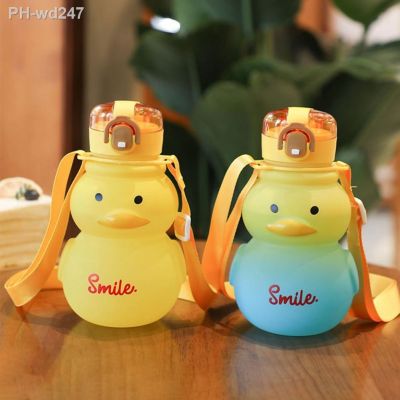 Big Belly Water Cup Adorable Leakproof Duck Water Cup Kawaii Strap Water Cup Handle Sealed Drinking Bottle for Student