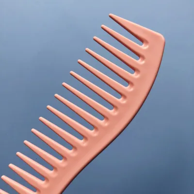 Pink Curly Hair Comb Hair Brushes Professional Fluffy Hairs Styling Tools Hairdressing Coarse Tooth Care Combs Brush