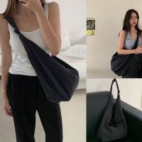 【hot sale】﹍✷❍ C16 Korean Fashion Women Casual Zipper Sling Bag Female Simple Large-capacity Canvas Shoulder Bag