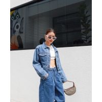 NEW IN!! denim jacket ?(530฿ฟรีส่ง) เสื้อคลุมยีนส์ทรงสวย ใส่คู่กันกับกางเกงยีนส์ก็ปังอยู่น้า สวยสุดฉุดไม่อยู่ ป้าย glam