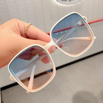 2022 Fashion Designer Square Sunglasses Woman Retro Vintage Gradient Sun Glasses Female Clear Lens Black White Oculos De Sol