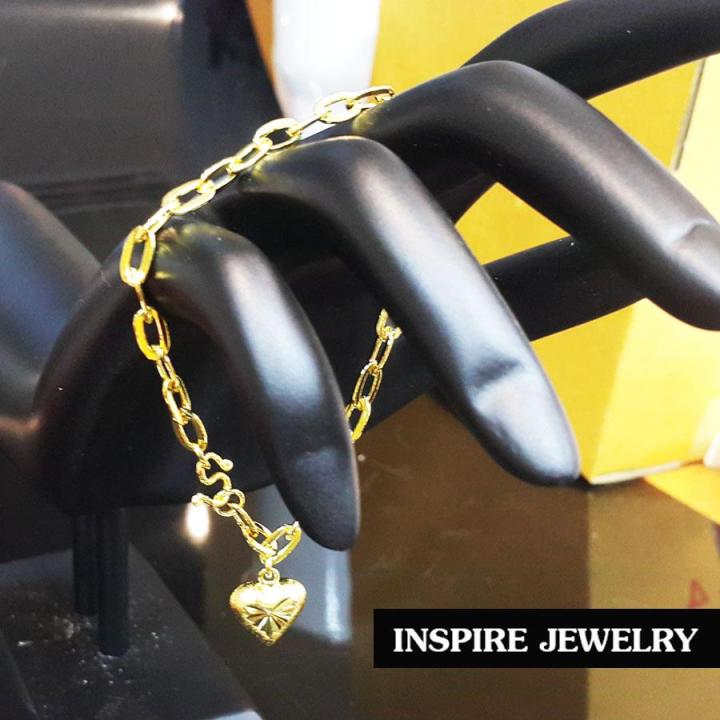 inspire-jewelry-สร้อยคอลายโซ่ห้อยหัวใจตอกลาย-มาพร้อมสร้อยข้อมือลายโซ่ห้อยหัวใจทองตอกลาย-ตามแบบร้านทอง