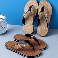 รองเท้าแตะผู้ชายรองเท้าแตะแบบสบาย ๆ ใหม่ Mens sandals new casual flip-flops