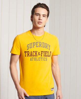 SUPERDRY TRACK &amp; FIELD GRAPHIC T-SHIRT 185 - เสื้อยืด สำหรับผู้ชาย สี Utah Gold