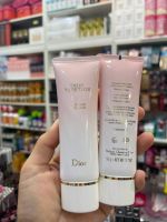 Dior Prestige Micellar Cleansing Foam 50ml โฟมล้างหน้าที่อุดมไปด้วยคุณค่าจากดอกกุหลาบ เนื้อมูสให้ริ้วรอยจางลงอย่างเห็นได้ชัด