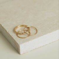 Dainty Twist Ring (Pre-order)