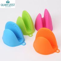 1pcs Anti-scald Thicken Silicone Kitchen Insulated Heat Pot Clips Microwave Oven Gloves Hot Plate Clip