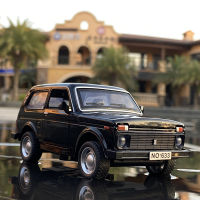 132 Lada NIVA Jeep Metal Car Model Simulation Pull Back Sound And Light Can Open The Door Children Diecasts Toy Car Collection