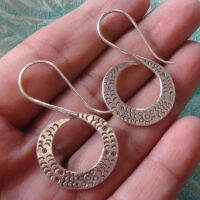 Very nice earrings pure silver Thai Karen hill tribe สวยงามไทยตำหูเงินกระเหรี่ยงทำจากมือชาวเขางานฝีมือสวยของฝากที่มีคุณค่าของฝากถูกใจ มีคุณค่า