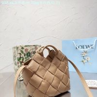 Luo Yiwei Lychee Pattern Checkerboard Bag Can Be Hand-Held And Cross-Body Can Add Color To Life. Going Out Small Bag Is Light Luxury