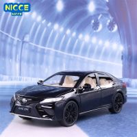 Nicce 1:24 Toyota Camry Alloy Car Model Diecast Metal Toy Vehicles Car Model Collection Sound and Light Childrens Toy Gift A165