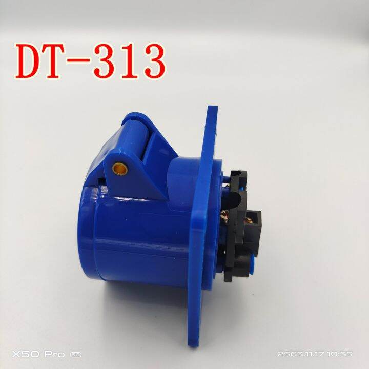 dt-313-ปลั๊กตัวเมียฝัง-รุ่นหน้าตรง-2p-e-16a-220v