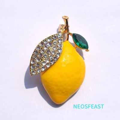 Elegant Yellow Color Lemon Rhinestone Brooches For Women Enameled Corsage Pin Ladies Holiday Gifts Accessories Fashion Jewelry