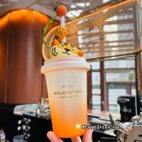 Starbuck 2022ปีของเสือของขวัญปีใหม่ Moe Tiger Kumquat ที่หยุดรูปร่างสเปรย์ไล่ระดับสีแก้วแบบมีหลอดกระจกสี