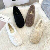 HOT★Luxury Lambswool รองเท้าแตะ Femme รองเท้าผ้าฝ้ายฤดูหนาวผู้หญิงอบอุ่นตุ๊กตา Loafers Comfy Curly แกะขนสัตว์ผู้หญิงขนาดใหญ่ขนาด40-43