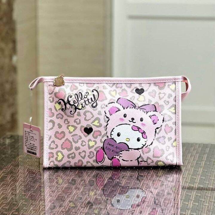 hello-kitty-กระเป๋าใส่เครื่องสำอางค์คิตตี้-งานลิขสิทธิ์แท้-น่ารักมาก-หนัง-pu-กันน้ำ-มีซิปปิด-ขนาด-27-17-8-cm