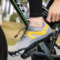 รองเท้าน้ำว่ายน้ำลำลองสำหรับผู้ชายรองเท้าปั่นจักรยาน MTB รองเท้าเดินป่า Sepatu Road Bike กลางแจ้งรองเท้าผ้าใบน้ำหนักเบาวิ่งจ๊อกกิ้งขนาด46