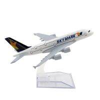 1/400เครื่องบิน Skymark สายการบิน A380ญี่ปุ่นโมเดลโครงอัลลอย16ซม. ของเล่นสำหรับเด็กของขวัญสำหรับตกแต่งโต๊ะสะสม