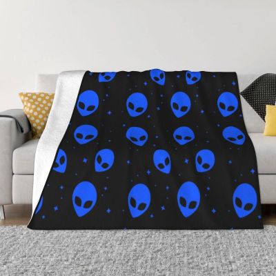 （in stock）Blue and black science fiction alien pattern blanket, breathable soft Flannel printed blanket, used for home sofa（Can send pictures for customization）