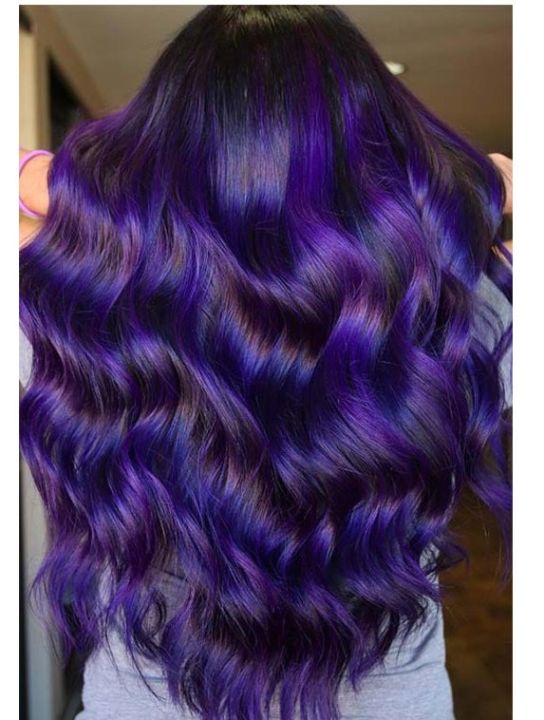 Với tóc tím violet, bạn sẽ cảm nhận sự mới mẻ và thú vị trong phong cách của mình. Tông màu tím nhạt càng thể hiện sự nữ tính, nhẹ nhàng của bạn. Hãy xem hình ảnh để cảm nhận được sự quyến rũ và độc đáo của tóc tím violet.