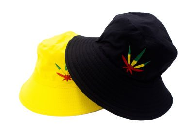 2ด้านลายกัญชาสามสี-ดำ-เหลือง หมวกบักเก็ต ใส่ได้สองด้าน สายเขียว ลายกัญชา หมวกปี​กรอบ​ แฟชั่น​เกาหลี หมวกน่ารัก หมวกสวย,หมวก พร้อมส่ง