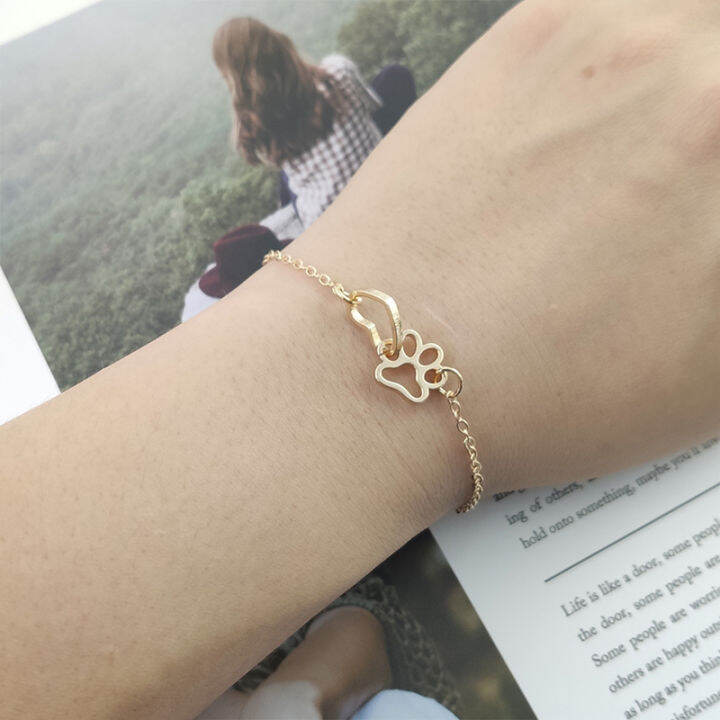 This Super Cute DIY Anklet is Perfect for Summer Sandal Season