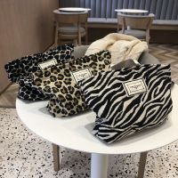 【jw】❄✈♝  Large Leopard Canvas Make Up Washing Makeup Organizer