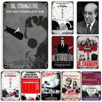 Dr.strangelove British Movie Poster ป้ายโลหะสำหรับ Retro Home, Cafe, Club, Shop หรือ Bar Decor