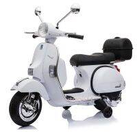 Rctoystory รถเด็กนั่ง รถแบตเตอรี่ มอไซค์เด็ก รถแบต เวสป้า Vespa ลิขสิทธิ์แท้ PX150 มีเสียง มีไฟ ขนาด 107 x 51 x 82 CM. โฉมใหม่ มีกระเป๋าด้านหลัง