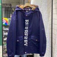 BURBERRY แจ็กเก็ตมาใหม่ล่าสุดสำหรับฤดูใบไม้ผลิและในฤดูใบไม้ร่วงผู้ชาย,เสื้อแจ็คเก็ตแฟชั่นลำลองสำหรับคู่รักเสื้อโค้ทกันลมแบบบางเสื้อโค้ทกันลมนักเรียน