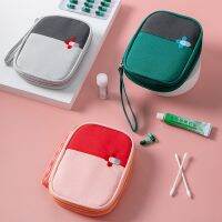 【LZ】✤☼  Saco De Armazenamento De Medicina Portátil Kit de Primeiros Socorros à prova dágua Pano Oxford Organizador De Emergência Compacto Kit De Viagem