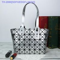 （READY STOCK）✇ Geometric bag trendy womens bag geometric diamond bag large-capacity tote bag PU shiny pearlescent shoulder bag YZ