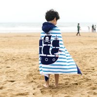 Childrens cartoon bath towels Childrens lengthened thick cotton beach towel Children can wear hooded towels