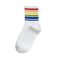 ถุงเท้าแฟชั่น ลายสายรุ้ง ฟรีไซส ถุงเท้าข้อกลาง ลายทางสีสันสด Rainbow socks NO.17