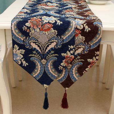 โต๊ะวิ่งข้างเตียงมีพู่ห้อยสไตล์ยุโรปผ้าปูโต๊ะลายดอกไม้วังย้อนยุคผ้าคลุมโต๊ะกาแฟขนาด32*300ขนาด4/6/8