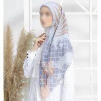 ฮิญาบสามเหลี่ยมผ้าชีฟองวอยล์ลายพิเศษ (Exclusive) by Hawafi Hijab