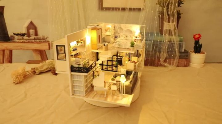 CUTEBEE DIY Dollhouse Wooden Miniature Mini Doll House with Garden to Build  Furniture Kit Casa Toys for Children Birthday Gift