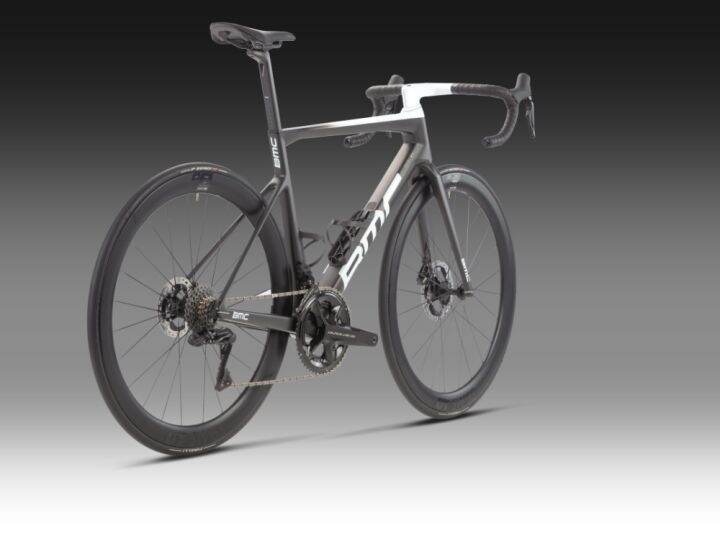 BMC Teammachine SLR01 TWO Carbon/White Carbon Road Bikes / Disc